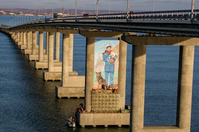 Крымский мост под водой. Появились новые фото разрушений после взрыва