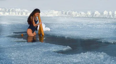 Крещение 2021 - фото и видео крещенских купаний в мороз - новости Украины -  Апостроф