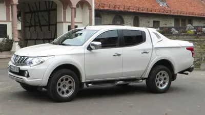 2023 MITSUBISHI L200 2.4 L DIESEL 4x4 MANUAL – E-ROVER