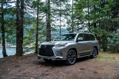 Lexus LX 570 Black Edition GCC 5.7 MODEL 2020 – speedgatemotors