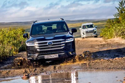 Премьера абсолютно нового Land Cruiser 300: 10 июня 2021, 12:02 - новости  на Tengrinews.kz