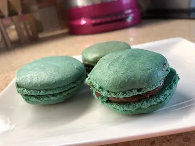 Макарони , макаронсы ( макарунсы,макаруны , macarons ) в ассортименте - 1  шт. (ID#1907972854), цена: 40.50 ₴, купить на Prom.ua