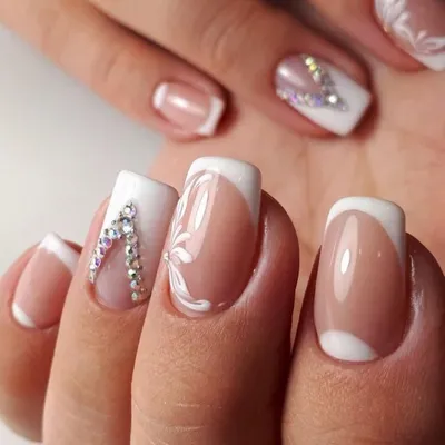 Френч маникюр - новинки красивого дизайна на ногтях | Manicure, Nail art,  Nail designs