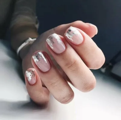 Маникюр бежевый с фольгой (60 фото) | Manicura de uñas, Uñas de gel  simples, Uñas de gel bonitas