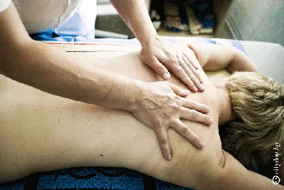 Польза детского массажа: противопоказания, укрепляющий массаж спины для  девочек, мальчиков и грудничков