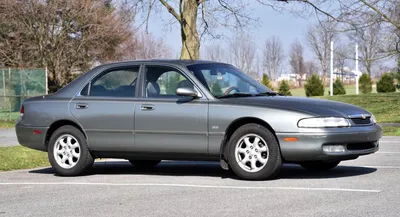 Mazda 626 GLX] I just found this absolute beauty next to my local gas  station. What a car! : r/mazda