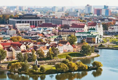 Фото Минска. Фотографии улиц Минска. Путеводитель по Минску. Фотографии  города Минска. Фотопанорама Минска. Фотографии Беларуси. Площадь Свободы.  Реферат Сайт показать на карте минска