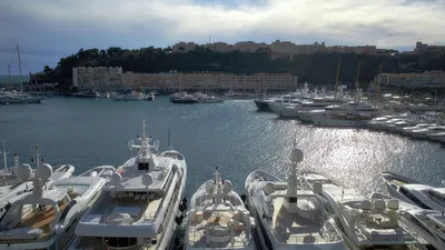 Монако, залив Монте-Карло стоковое фото. изображение насчитывающей франция  - 138306794