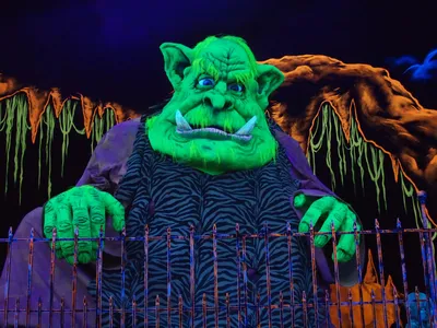 Monster Mini Golf: Best Indoor Mini Golf | Fun for All Ages!