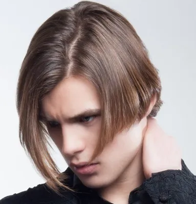 Роман Флекс - ✂️Мужское спортивное каре 2021 года 💁Все  парикмахеры-стилисты в один голос советуют делать эту модную в 2021 году  стрижку. Сегодня именно спортивное каре стало трендовой мужской прической  на короткие волосы.