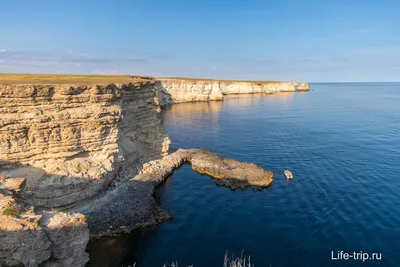 Мыс Тарханкут в Крыму - путеводитель Регион 82