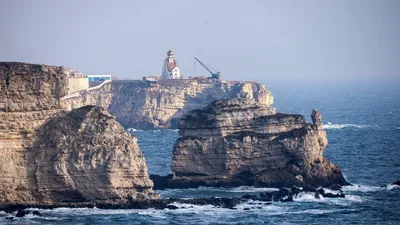 Мыс Тарханкут - экскурсия на лодке по достопримечательностям