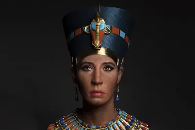 Nefertiti Brought to Life from her Statue. — RoyaltyNow