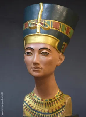 3-D Scans of the Bust of Nefertiti Are Now Available Online | Smart News|  Smithsonian Magazine