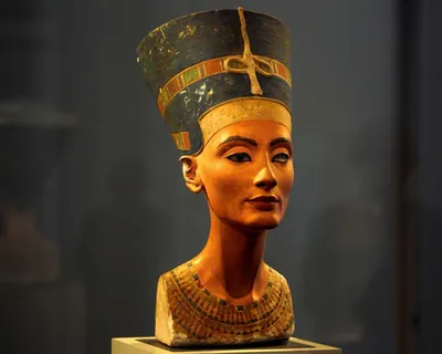 King Tut, Nefertiti Ai : r/aiArt