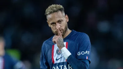 Football transfer rumours: Neymar to end up at Chelsea or back at Barça? |  Transfer window | The Guardian