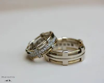Самые необычные обручальные кольца из двух видов золота