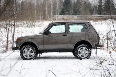 Безумные \"Нивы\": тюнинговые проекты Lada 4x4, которые продаются в России -  Российская газета