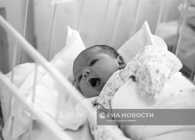 3 недели новорожденному: развитие, слух, зрение