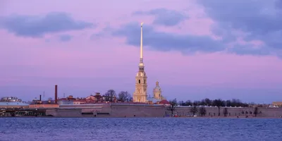 Петропавловская крепость: факты из истории, высота Петропавловского собора,  крепость в кино.