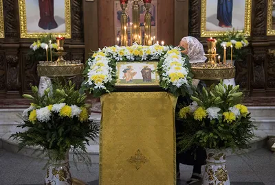 Стихотворение «12 ИЮЛЯ - ПЕТРОВ ДЕНЬ (В ДЕНЬ СВЯТЫХ - ПЕТРА И ПАВЛА)», поэт  Дёмина Галина