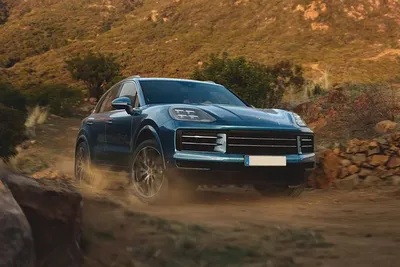 This 2023 Porsche Cayenne Turbo GT Would Probably Be Batman's Best Choice  for an SUV - autoevolution