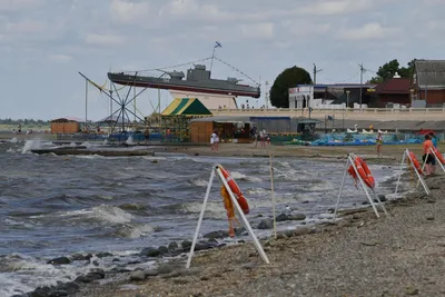 Отели в Приморско-Ахтарске с бассейном — номера с видом на Азовское море