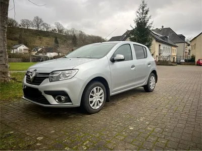 Купить машинка Технопарк RENAULT SANDERO, цены на Мегамаркет