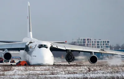 АН-124 Руслан от Antonov Airlines доставила на базу NASA спутник для SpaceX  Илона Маска | Новости Украины | LIGA.net