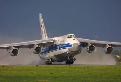 Самый большой серийный советский самолет Ан-124 «Руслан» — редкий гость во  Внуково | ЖЖитель: путешествия и авиация | Дзен