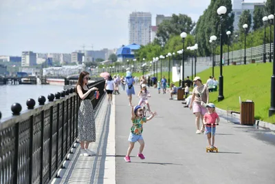 САРАТОВ, город на юго-востоке европейской части России, административный  центр Саратовской области.