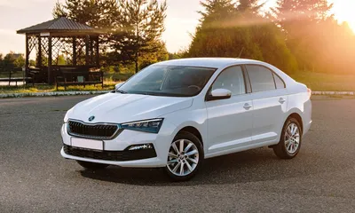 Дружеский жест. Все плюсы и минусы Skoda Rapid: подробный тест - читайте в  разделе Тесты в Журнале Авто.ру