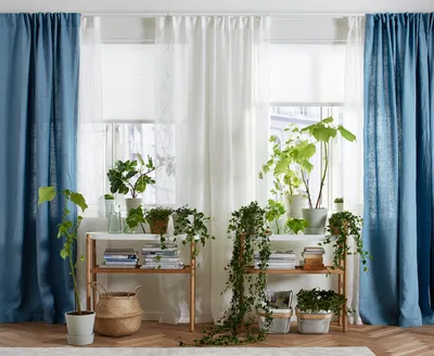 Зеленые шторы в интерьере: правила, сочетания, комнаты