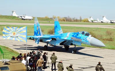 Datei:Russian Air Force Su-27.jpg – Wikipedia