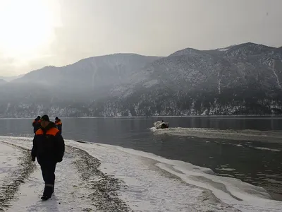 Телецкое озеро и водопады | Пикабу