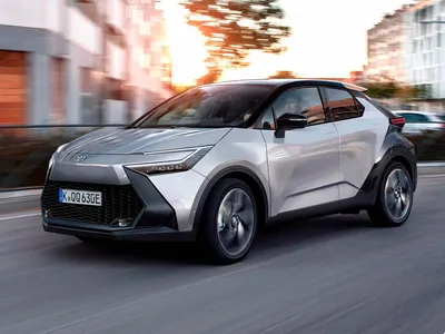 Toyota C-HR - технические характеристики, модельный ряд, комплектации,  модификации, полный список моделей Тойота C-HR