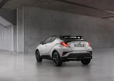 2022 Toyota C-HR Review, Pricing, and Specs