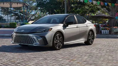 Toyota Camry пережила, возможно, самую консервативную смену поколений —  Лаборатория — Motor