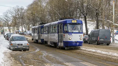 Россияне назвали трамвай самым безопасным транспортом на зимних дорогах -  Газета.Ru | Новости