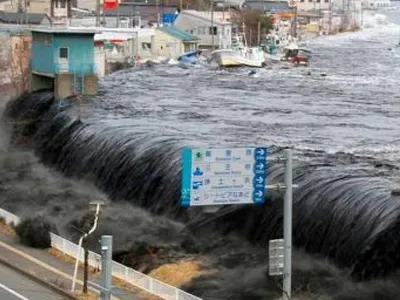 https://astv.ru/news/criminal/2024-01-01-na-zapade-sahalina-ob-yavili-ugrozu-cunami