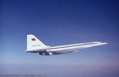 Пассажирский самолет «Ту-144»