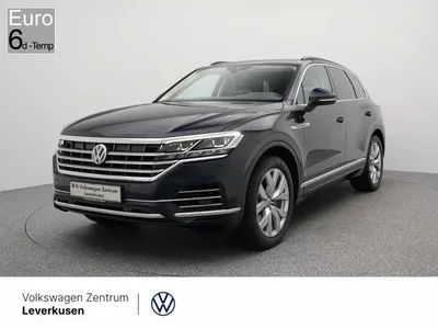 Eine Million Touareg: Meilenstein wird mit besonders edel ausgestattetem  Sondermodell gefeiert | Volkswagen Newsroom