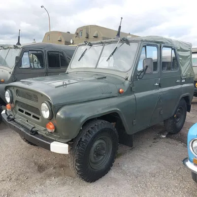 Wie viel kostet ein guter UAZ 469 oder UAZ 452? - FourTankmen.com