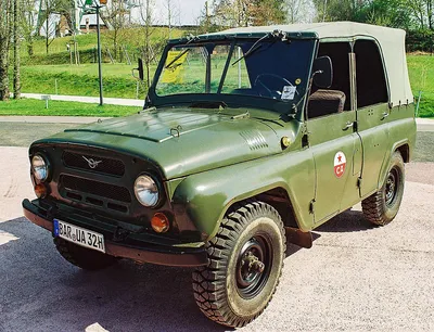 File:Uaz-469-1.jpg - Wikipedia