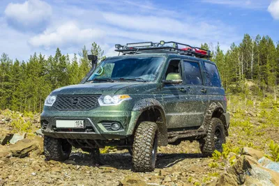 Другого такого нет: посмотрите на лимузин UAZ Patriot — Motor