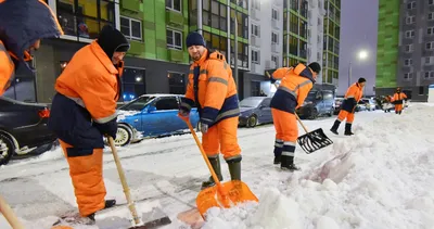 Уборка снега в Москве - услуги по уборке снега на прилегающей территории от  компании «УКС»