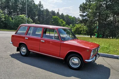 PAAREN IM GLIEN, GERMANY - OCTOBER 03, 2020: Compact car VAZ-2102 (Lada 2102  Riva Estate). Die Oldtimer Show 2020. Stock-Foto | Adobe Stock