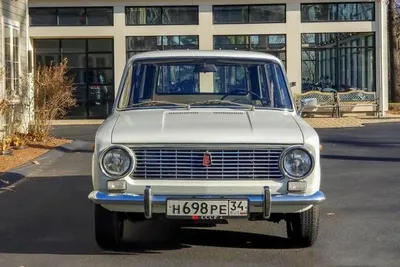 78 рез. по запросу «Vaz 2102» — изображения, стоковые фотографии,  трехмерные объекты и векторная графика | Shutterstock