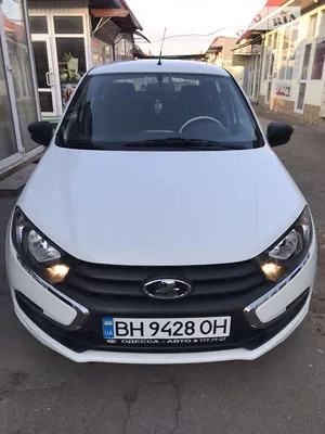 Lada Granta ВАЗ-2190 характеристики автомобиля. Фото и видео материл.