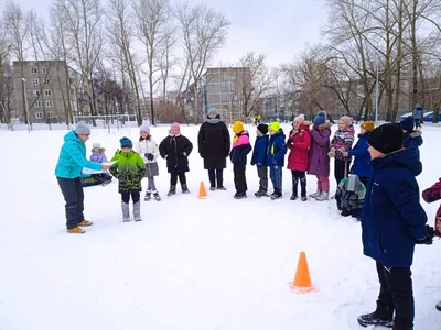 Месячник оборонно-массовой и спортивной работы «Знай наших»: в Калининском  районе прошли весёлые старты | Администрация Калининского района города  Чебоксары